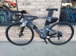 Felt IA Advanced Disc Shimano 105 Charcoal Geo 2023 16 Felt IA Advanced Disc Shimano 105 Charcoal Geo 2023 -Felt 1uOgd6GgtO53VKaHrVnZSKW4w