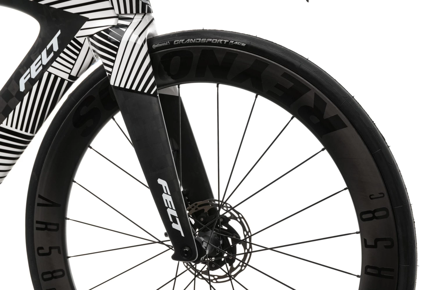 Felt IA Advanced Force ETap AXS Triathlon Bike - 2020, 56cm 6 Felt IA Advanced Force ETap AXS Triathlon Bike - 2020, 56cm - Image 4