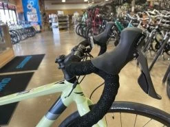 Felt VR60 Disc Shimano Claris - Glow Green 2022 -Felt ObunXc4WiHZuGIQbxoblYXrns