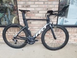 Felt B Performance Shimano Ultegra - With Reynolds AR58X Wheelset 2022 -Felt aawOny4U5GzN9pqmHOGxmdMew