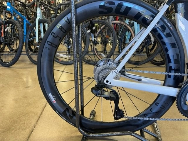 Felt AR Advanced Shimano Ultegra Di2 12 Speed Reynolds AR58 White 2023 14 Felt AR Advanced Shimano Ultegra Di2 12 Speed Reynolds AR58 White 2023 - Image 12